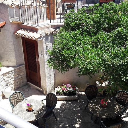 Camere Di Ulisse Erice Ruang foto
