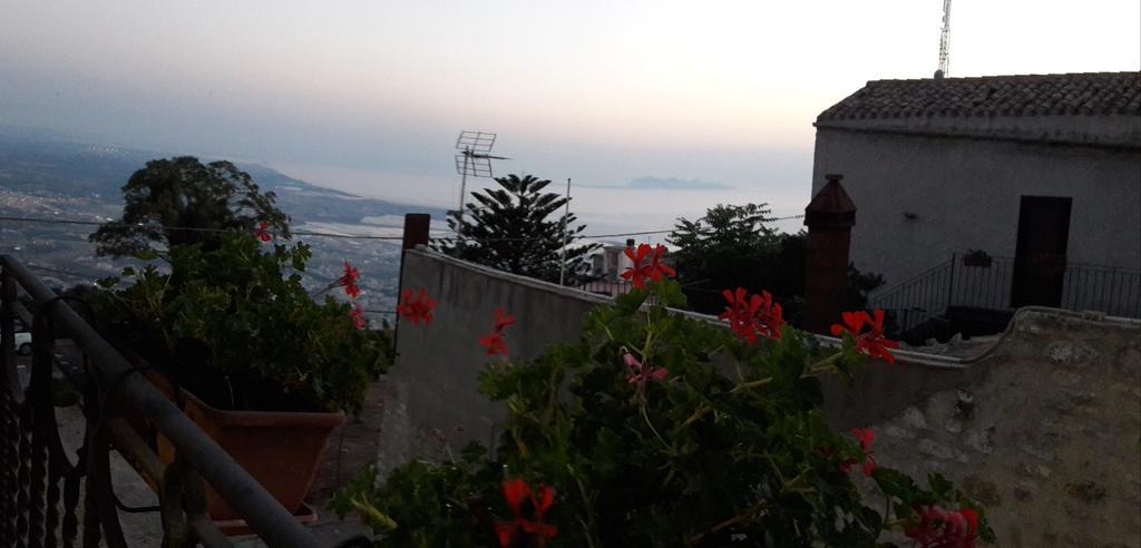 Camere Di Ulisse Erice Bagian luar foto