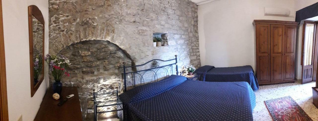 Camere Di Ulisse Erice Bagian luar foto