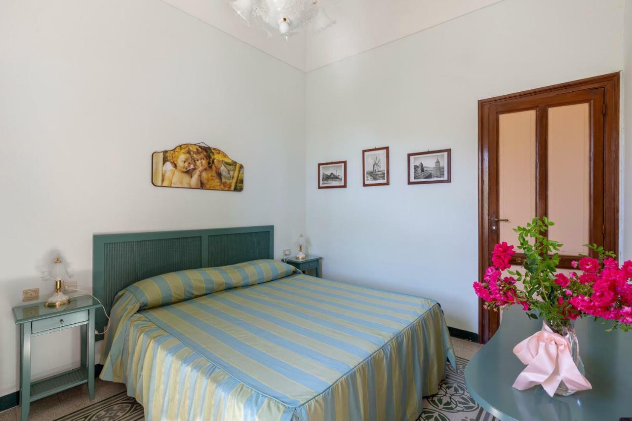 Camere Di Ulisse Erice Bagian luar foto